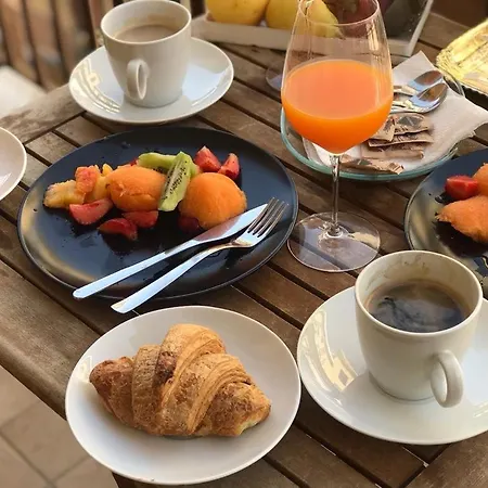 Stella In Centro 3* סלרנו